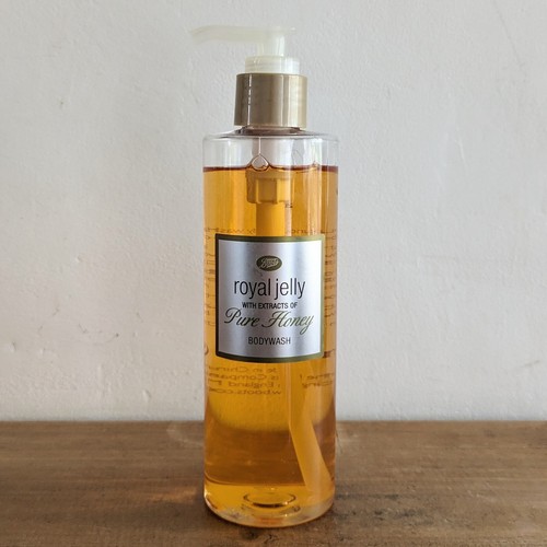 Boots royal jelly body wash - royal,